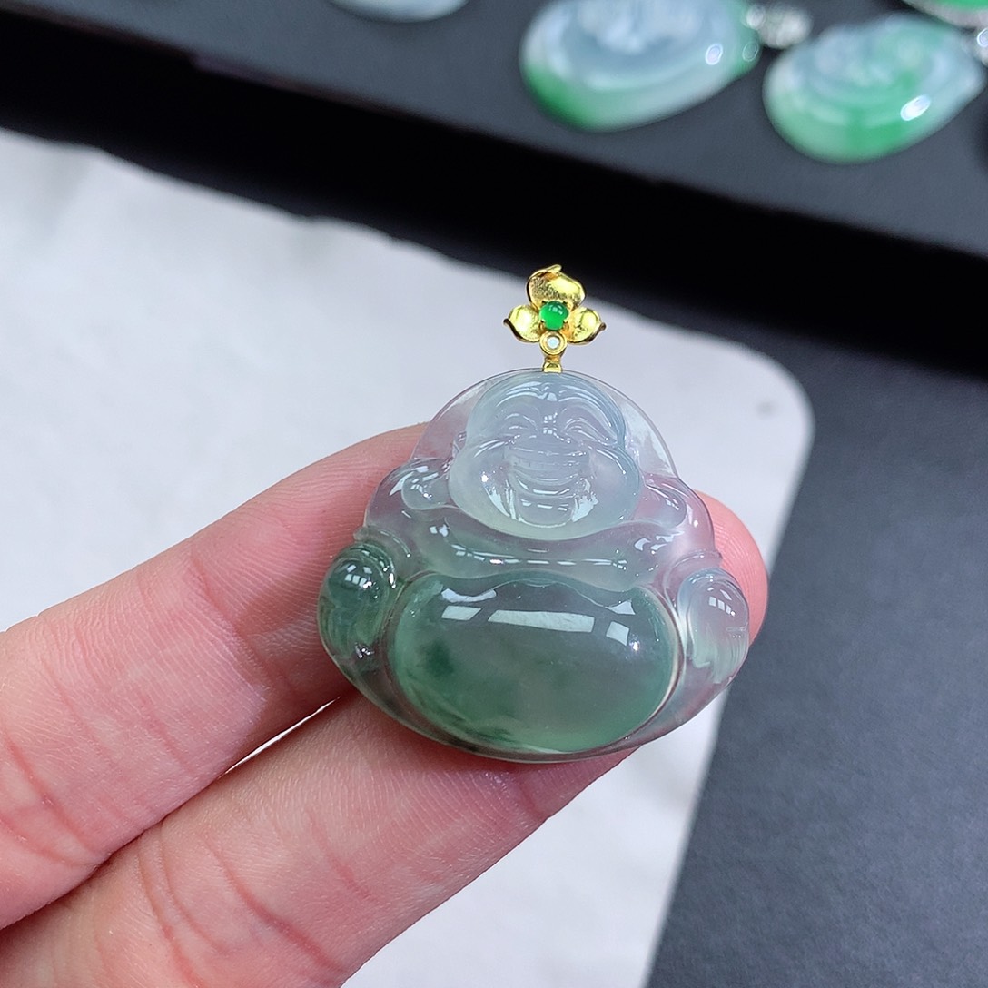 翡翠颈饰18K金镶嵌冰种飘花佛公