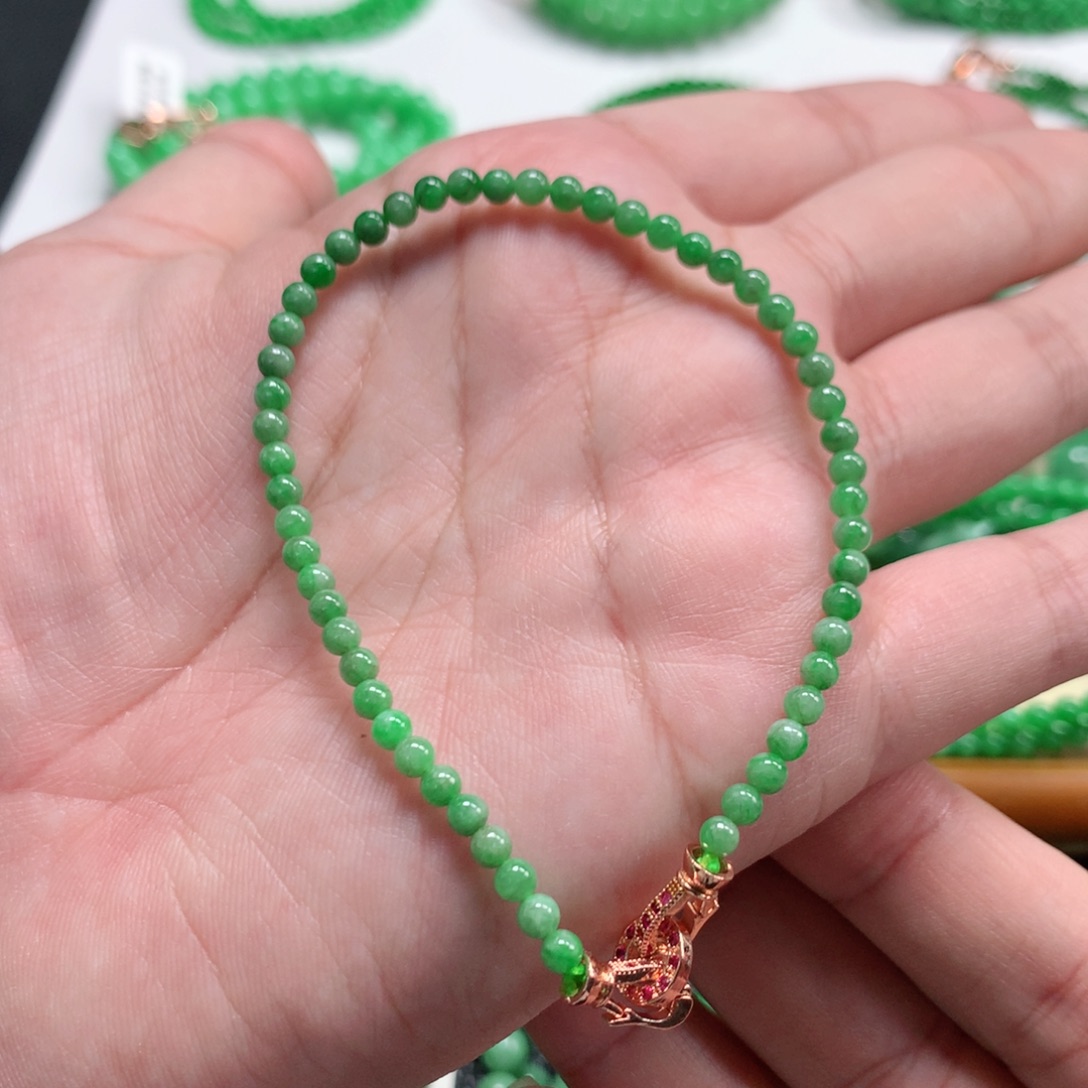 翡翠未镶嵌手链翡翠