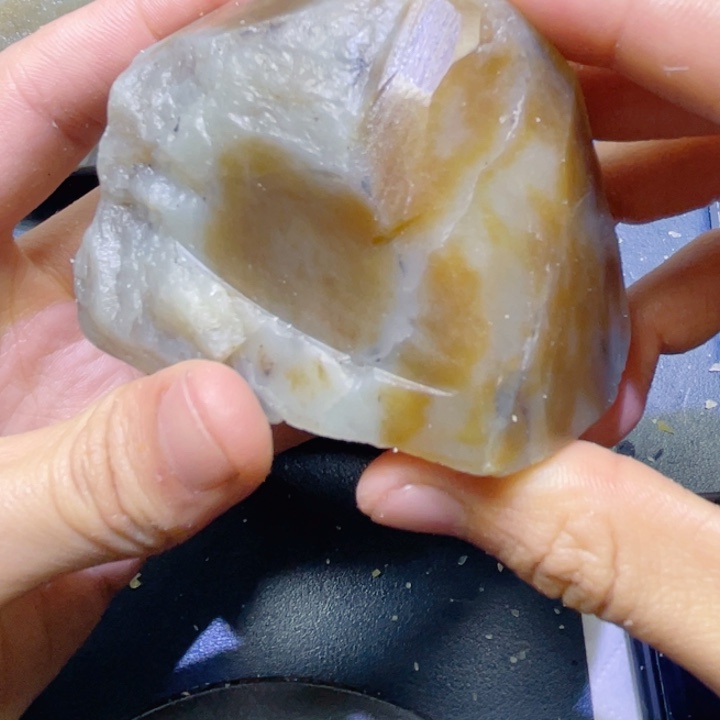 和田玉未镶嵌珠宝半成品