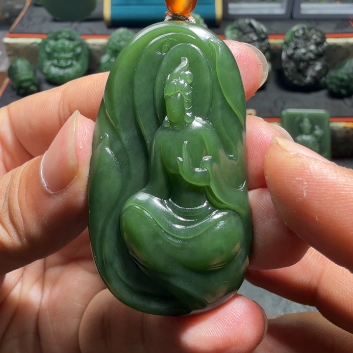 和田玉（碧玉）未镶嵌颈饰和田玉碧玉菠菜无相观音