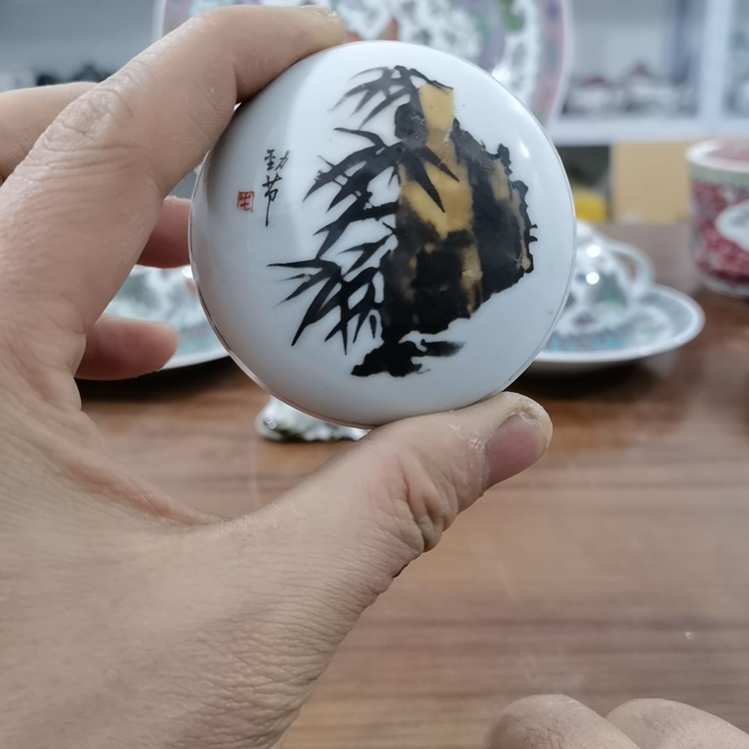 当代景德镇陶瓷工艺品