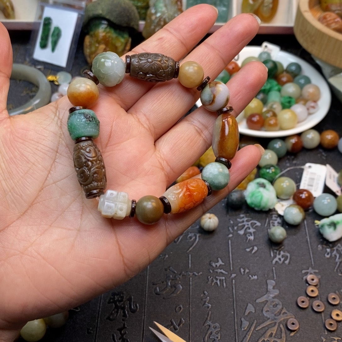 翡翠未镶嵌手串随行