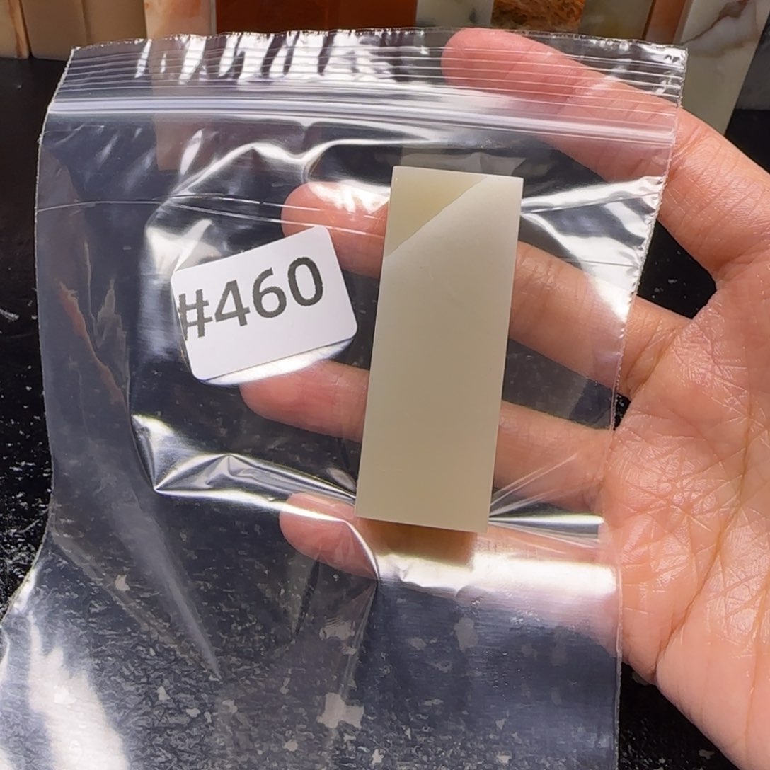 老挝石喵**叫老挝石 老挝石