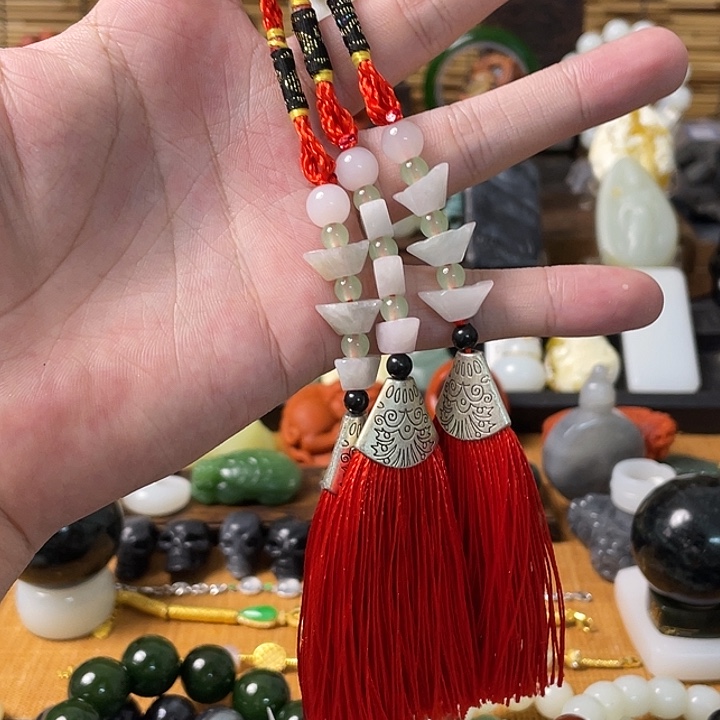 散珠翡翠吊坠尺寸