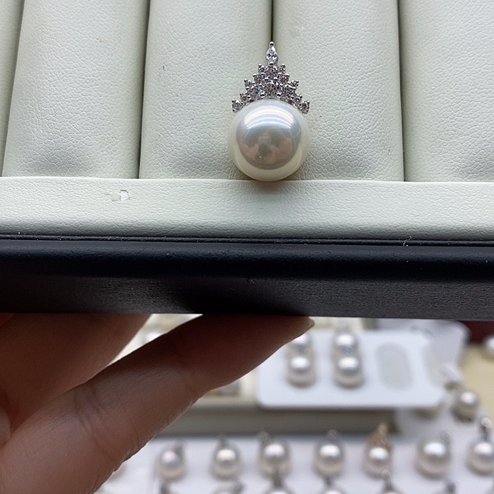 吊坠925银特价冰雪吊坠冷白光