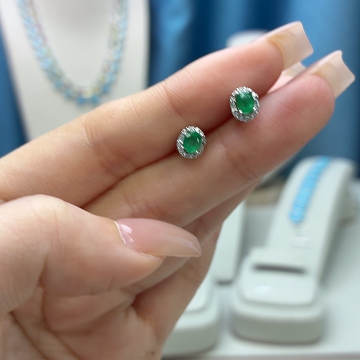 银S925镶嵌祖母绿吊坠(不含链)