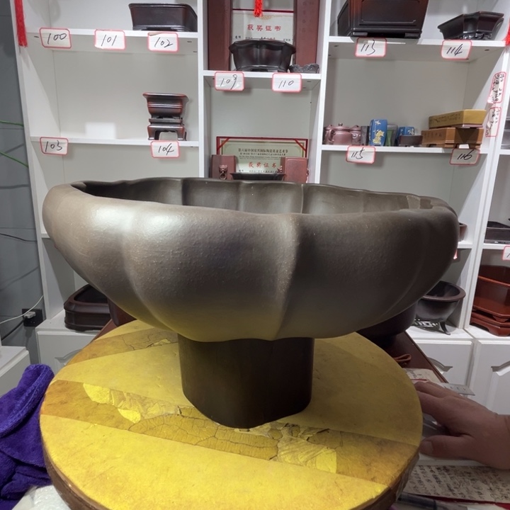 赵***Ｂ花盆紫砂瑕11111111