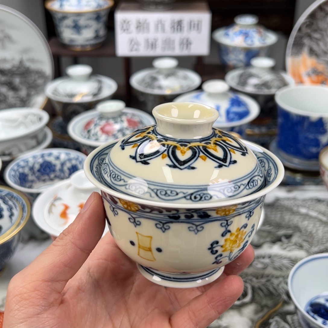 春***明景德镇手工手绘陶瓷