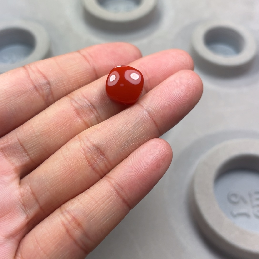 南红玛瑙方戒面未镶嵌