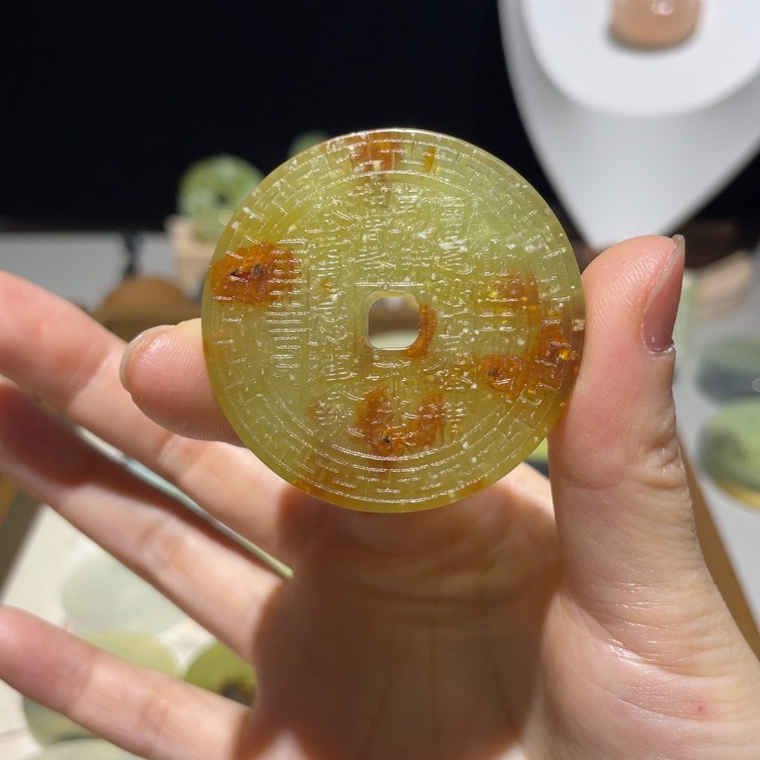 岫玉未镶嵌颈饰11