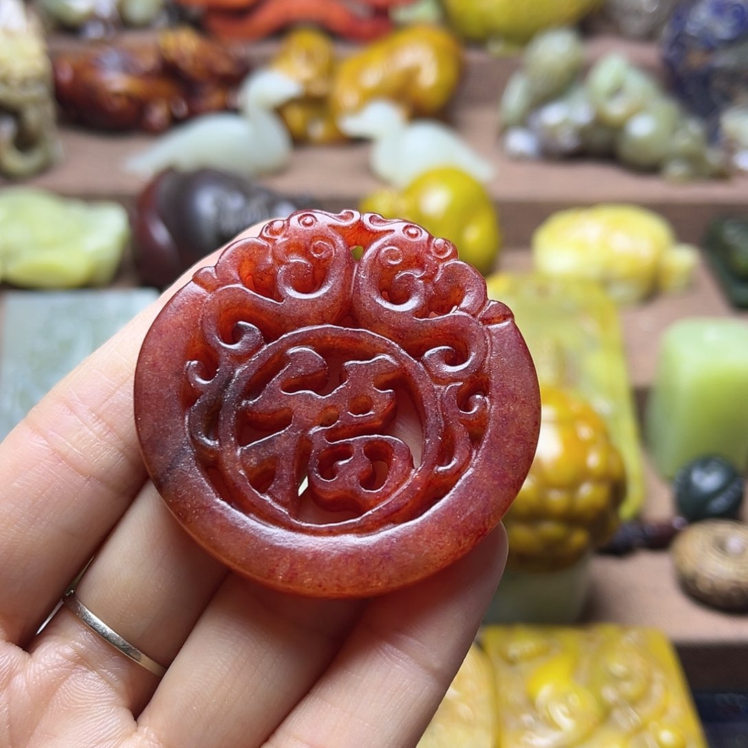 白玉菩提吊坠109。。