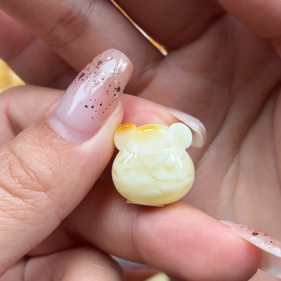 琥珀未镶嵌裸石蜜蜡