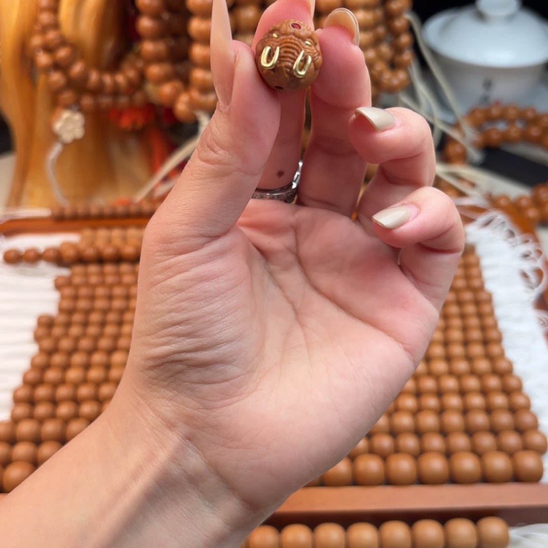 吊坠猴头核桃单颗配饰手工无暇