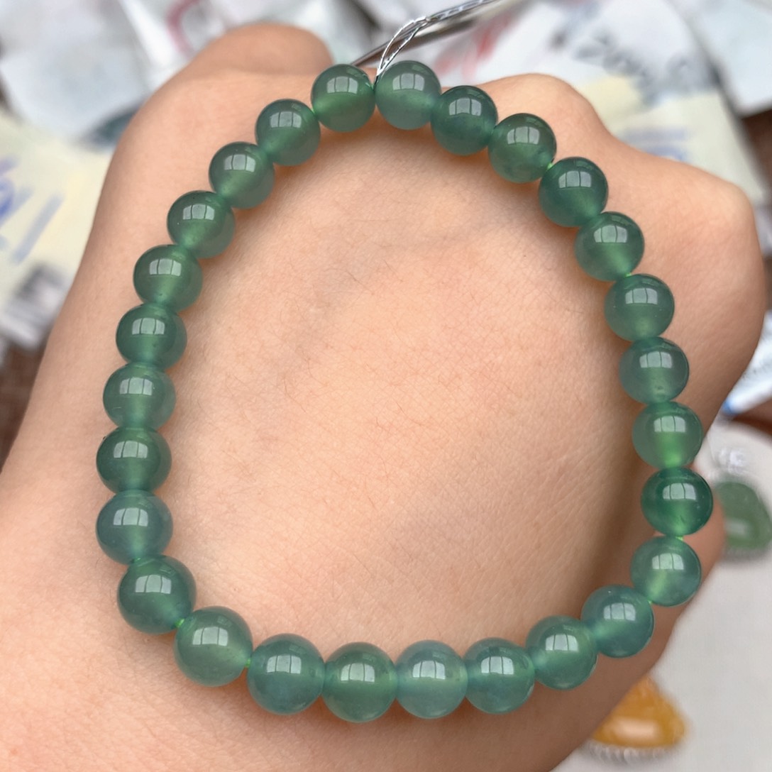 未镶嵌挂件翡翠….