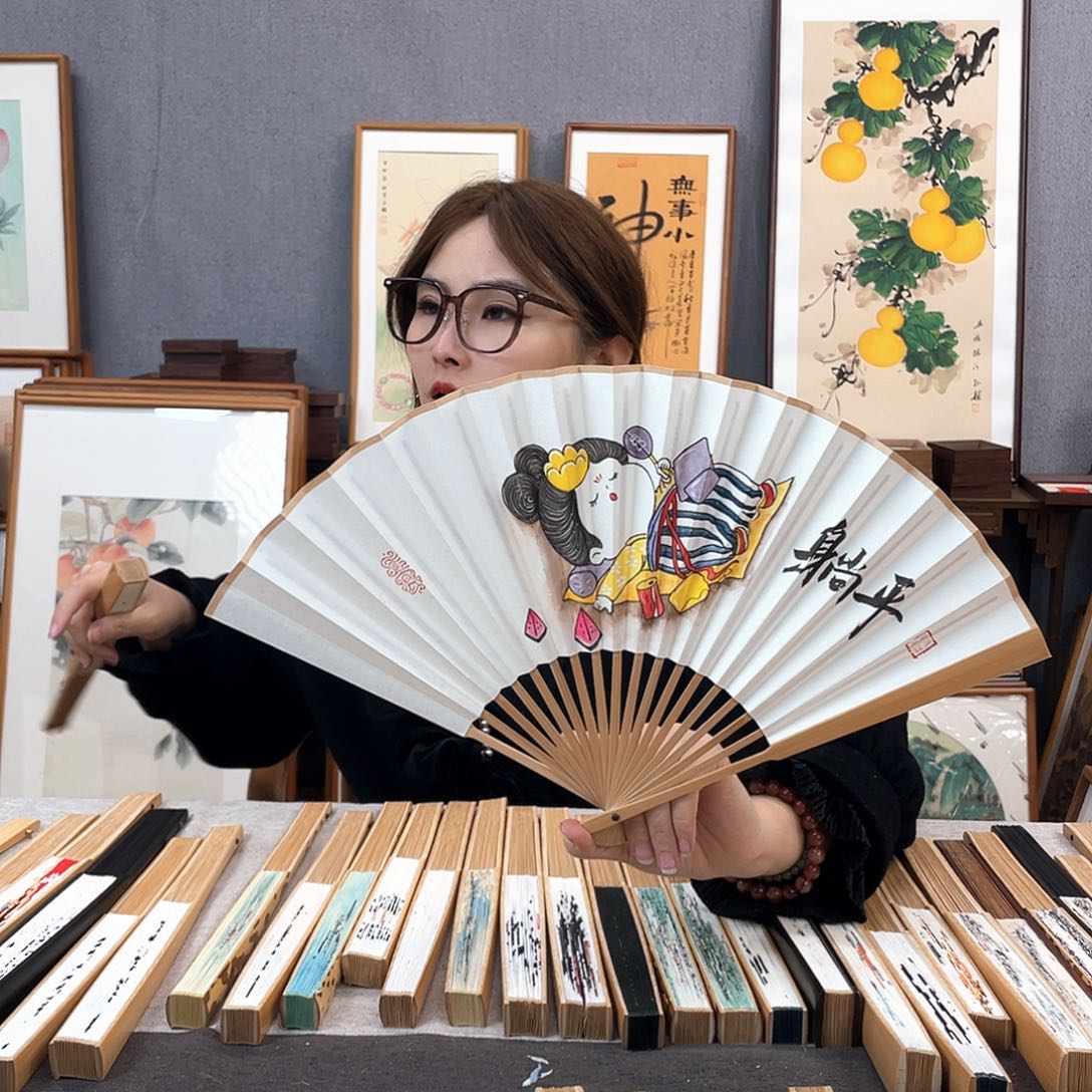 国画8寸玉竹-纯手绘-文玩扇骨（默认粘好）