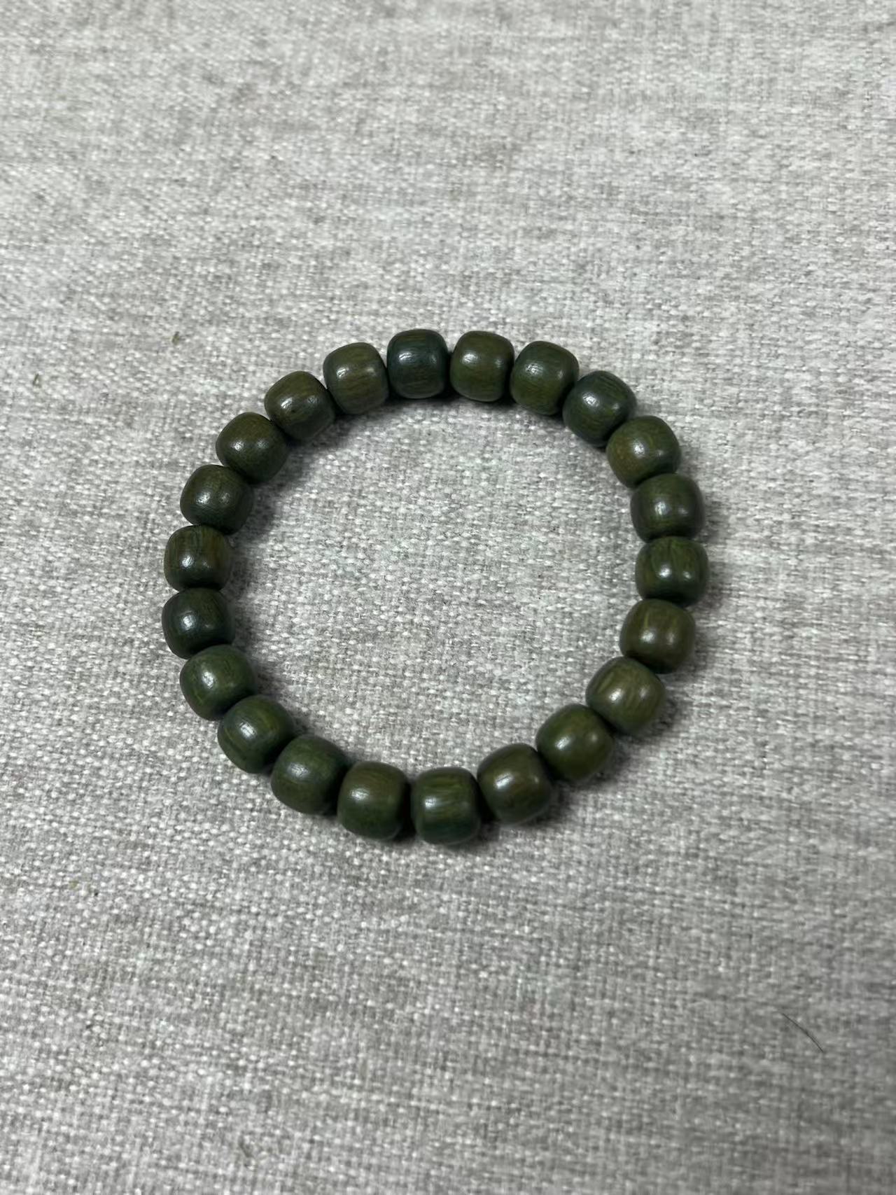 绿檀老形珠手串0.9