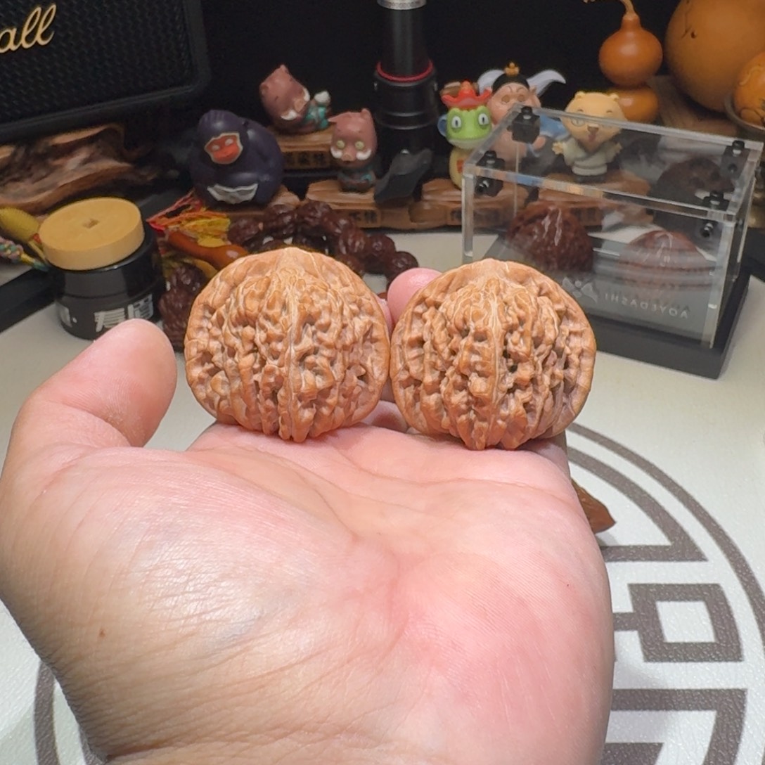 文玩核桃吊坠全品刘怀军一代四座楼编号1