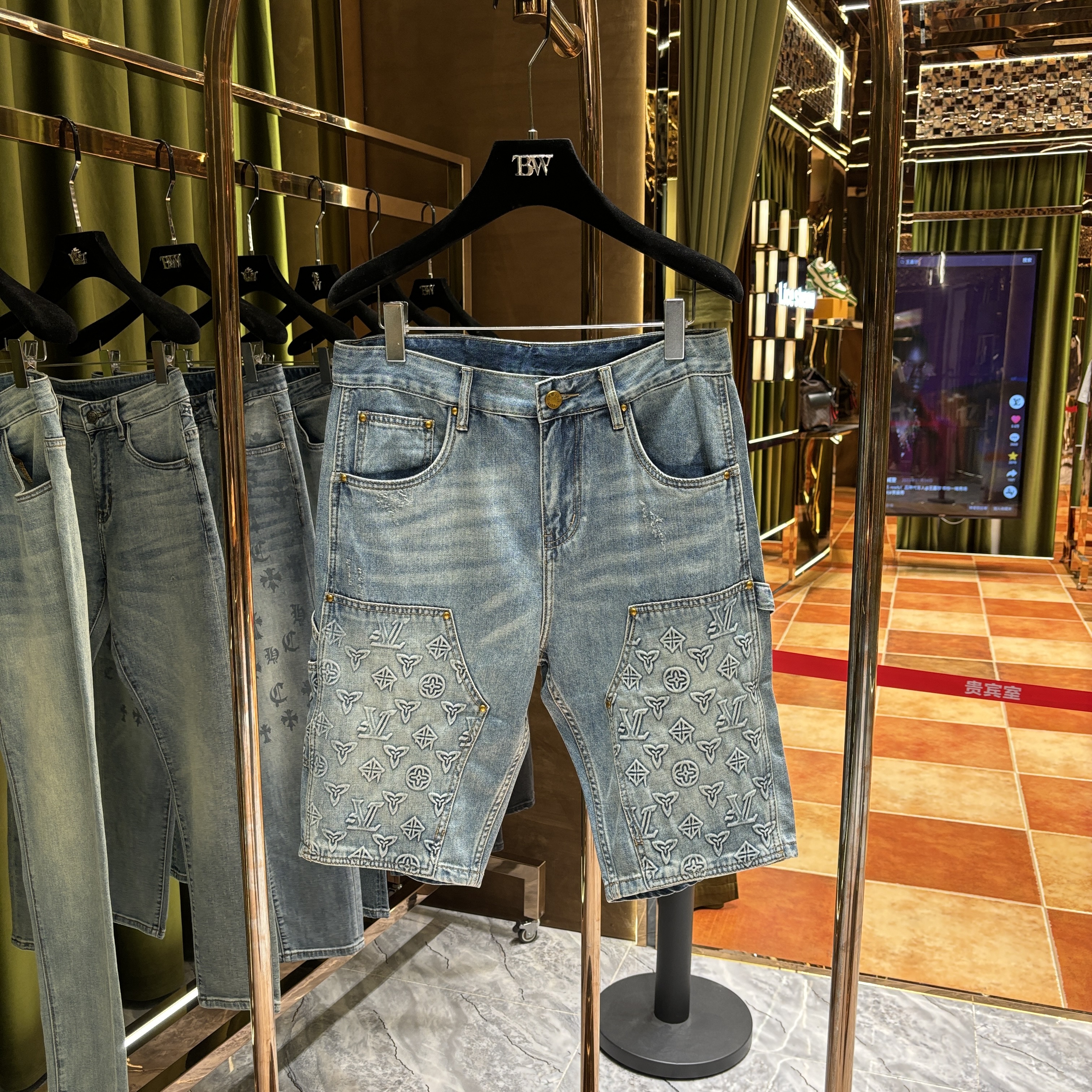 GY-PG【新款牛仔短裤2025夏季新品 轻奢重工洗水百搭牛仔短裤97899