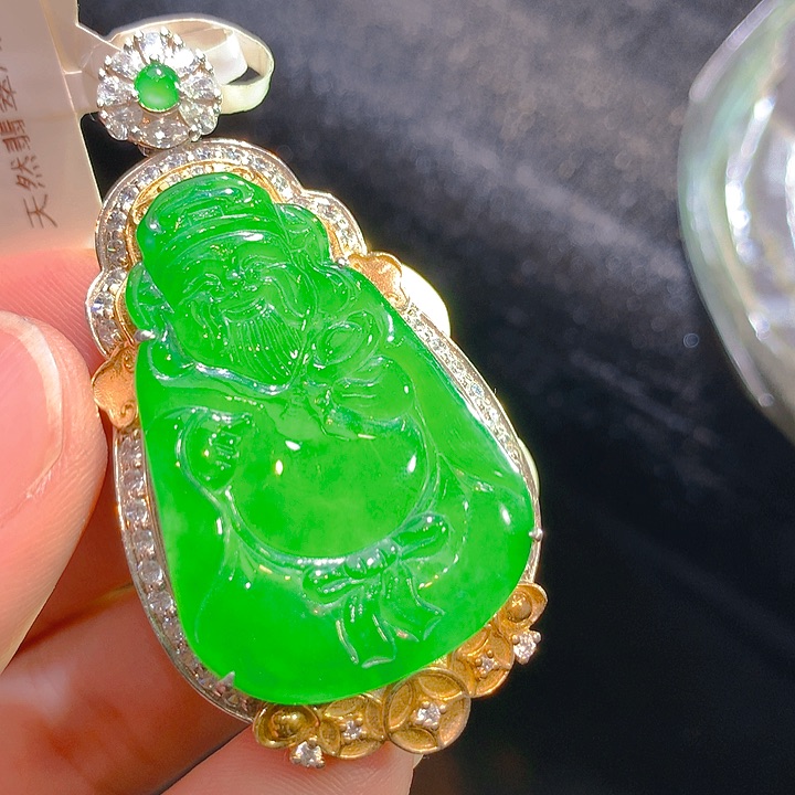 【闪购商品】翡翠颈饰银S925镶嵌翡翠