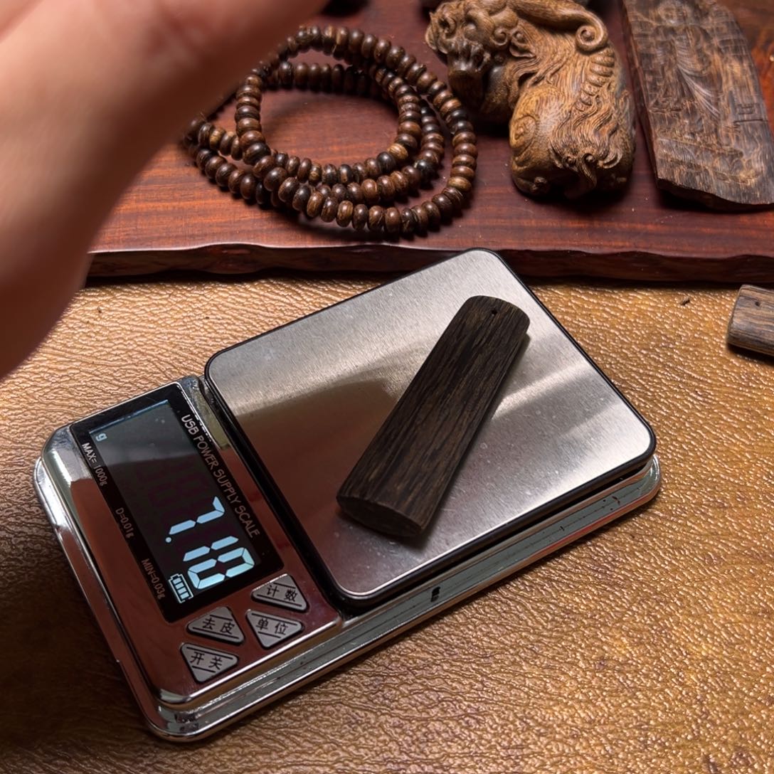 沉香碎屑沉香达拉干沉水素牌7.1克