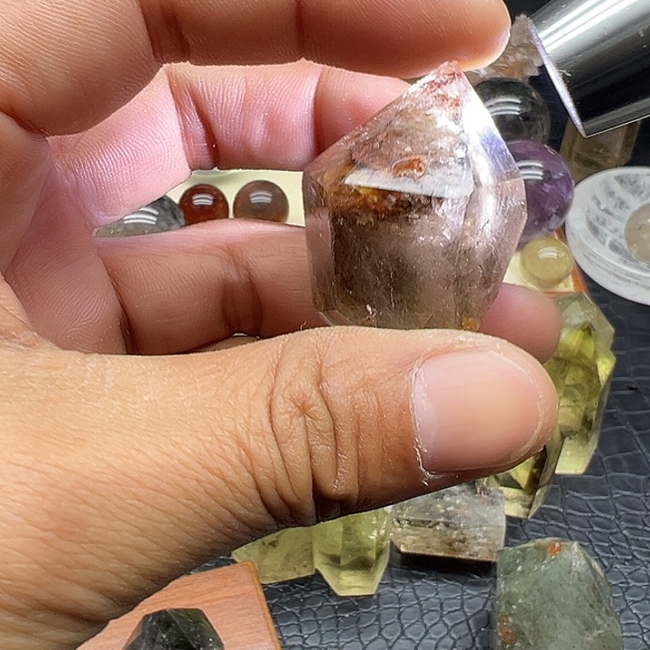 水晶未镶嵌珠宝半成品170