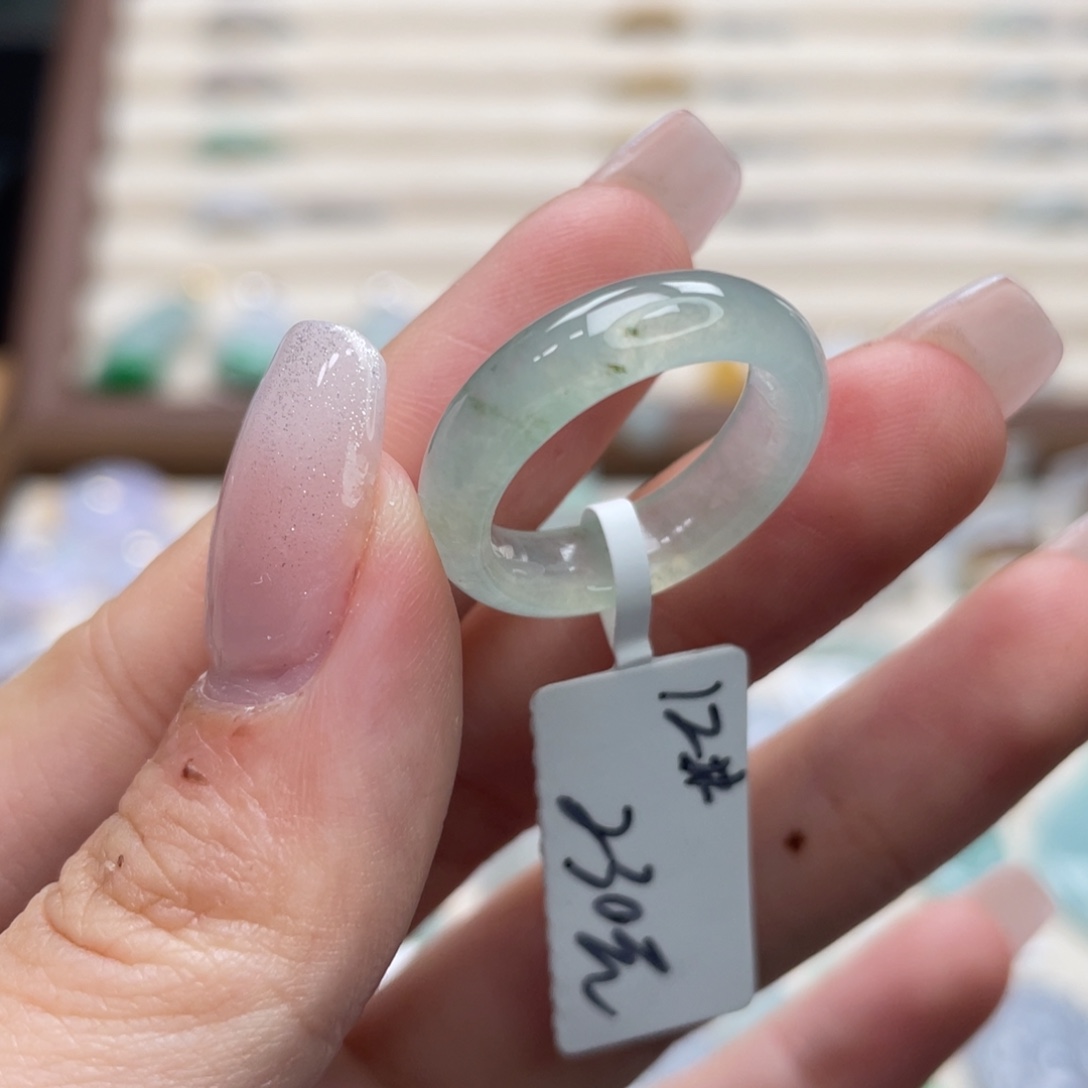 翡翠未镶嵌戒圈a17港圈12薄荷绿飘花