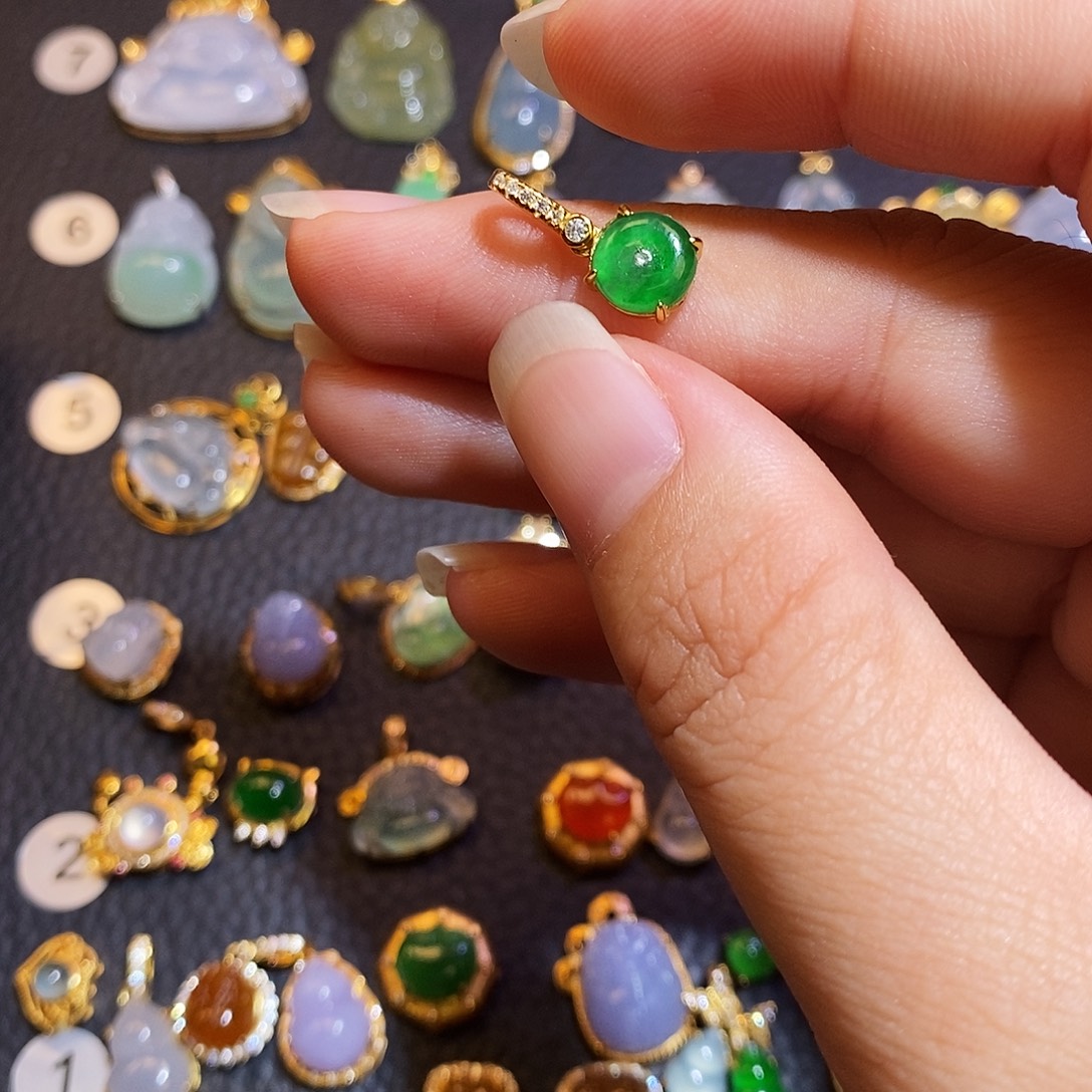 翡翠银S925镶嵌颈饰