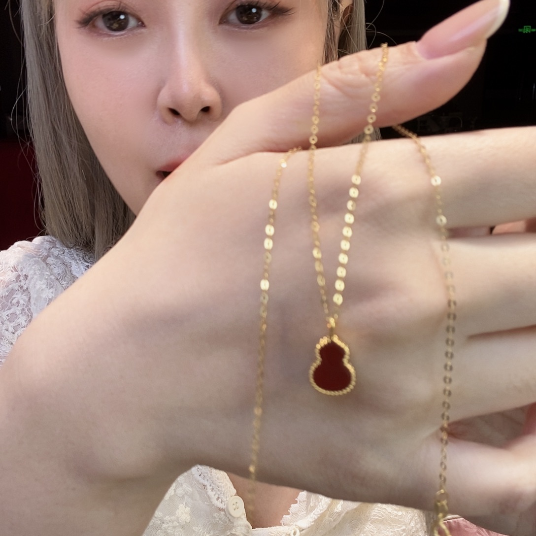 玛瑙/玉髓18K金镶嵌项链葫芦k黄