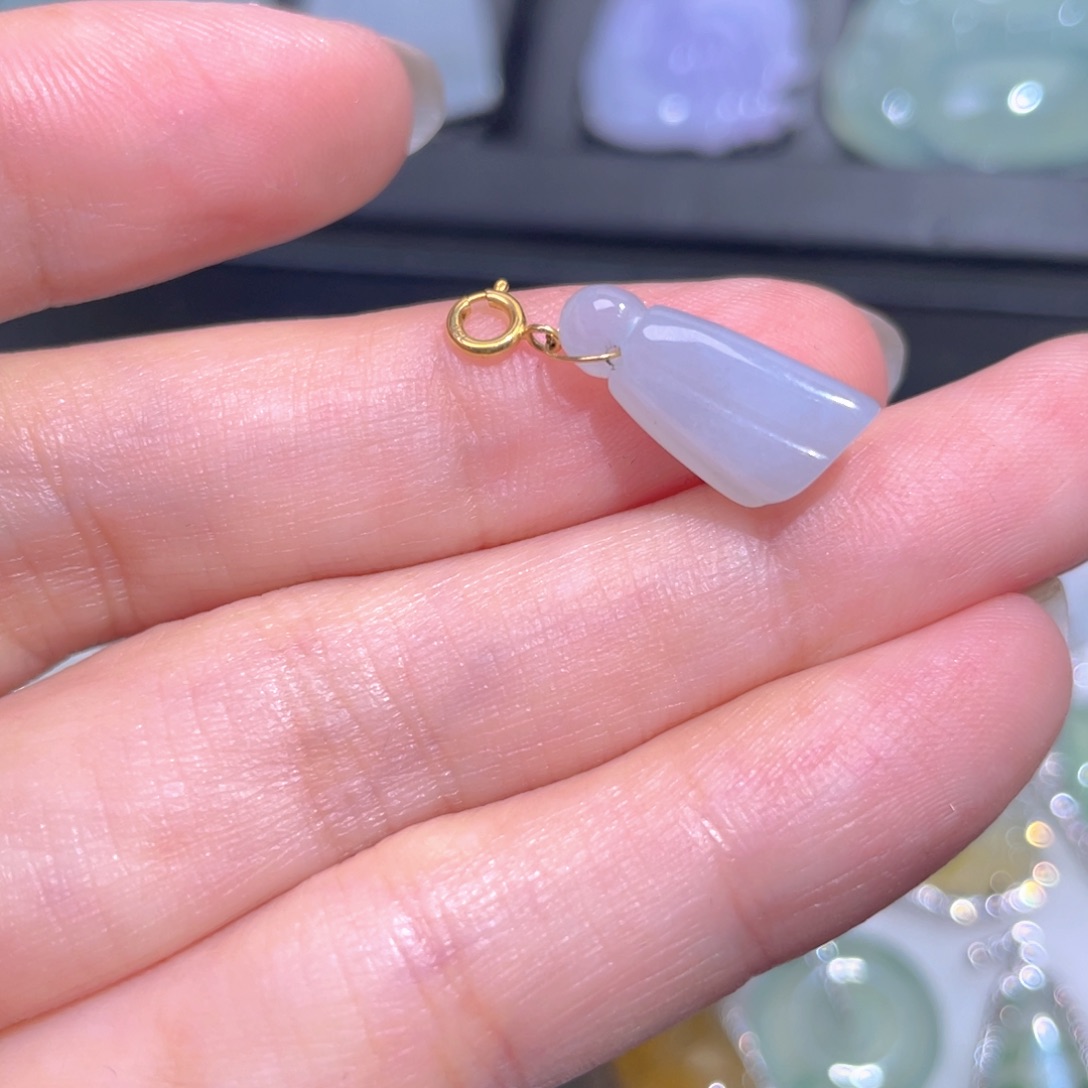 颈饰18K金镶嵌翡翠翡翠