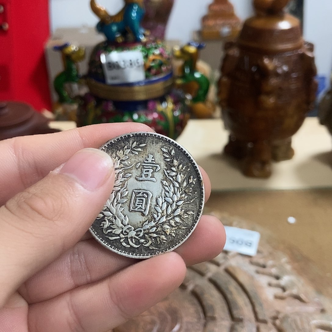 双肩犏牛皮（革）晚上吃什么呢，晚上吃什么呢