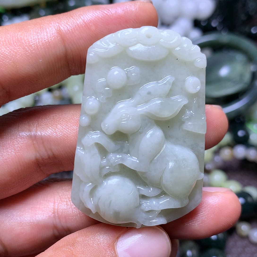 【闪购商品】颈饰未镶嵌和田玉
