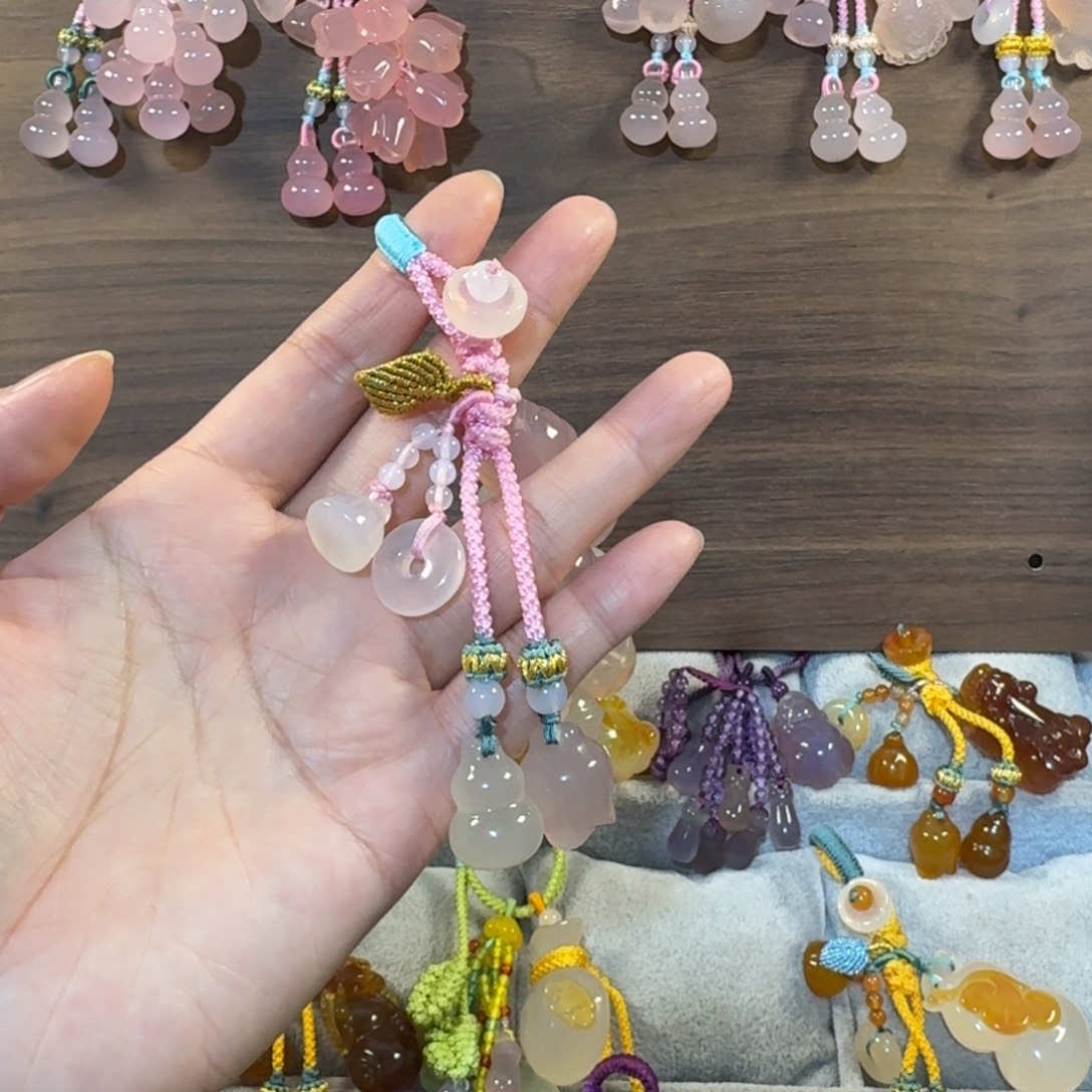 猫***猫玛瑙/玉髓未镶嵌钥匙挂件