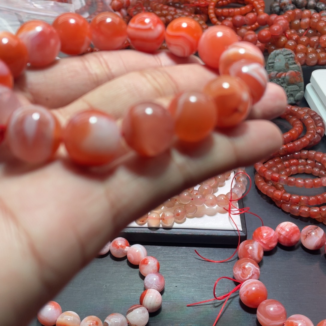 南红玛瑙手链未镶嵌