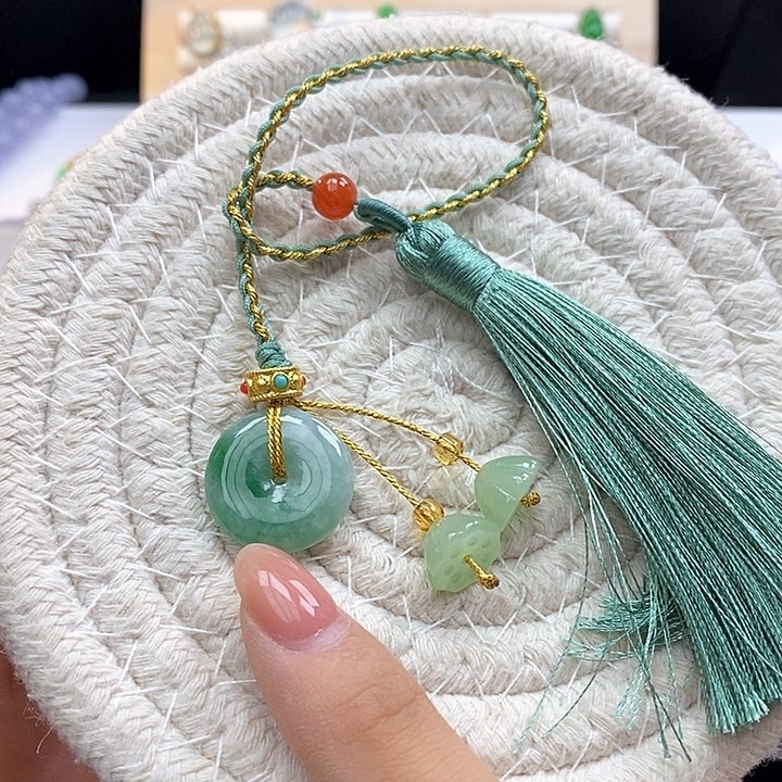 吊坠(不含链)未镶嵌翡翠翡翠
