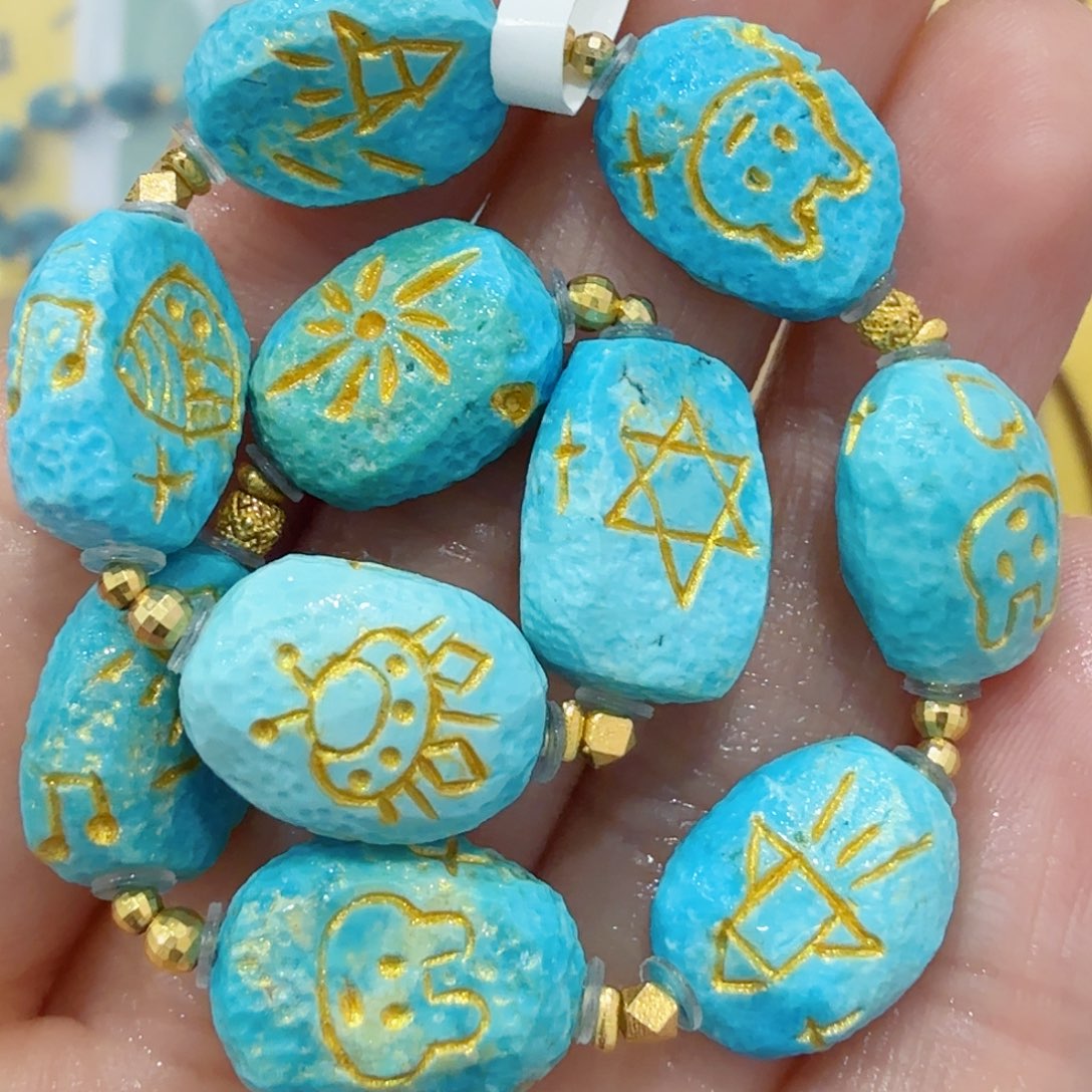 绿松石未镶嵌珠宝奇石