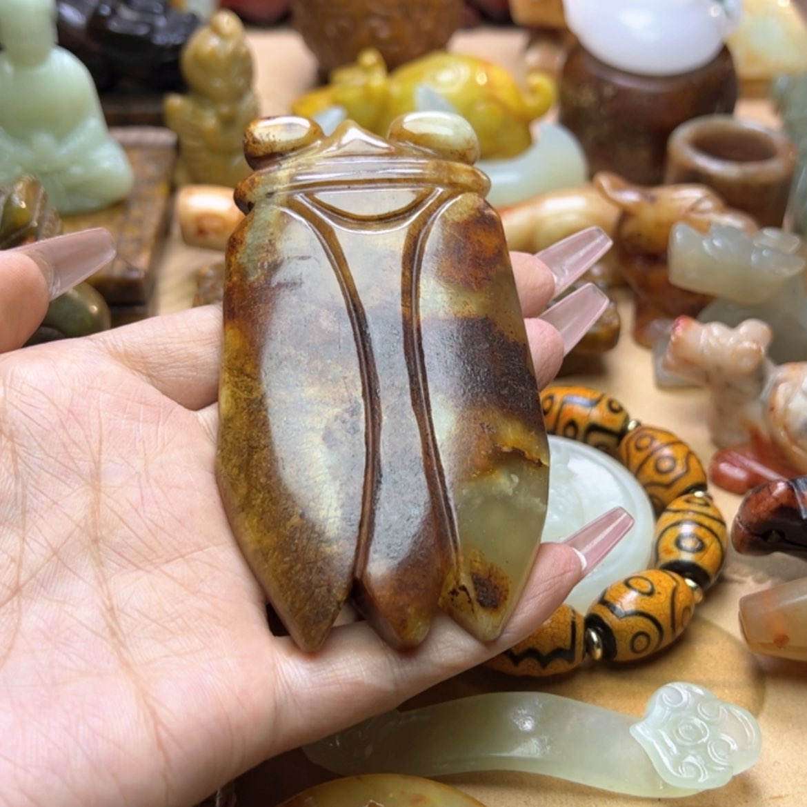 【闪购商品】蛇纹石玉颈饰未镶嵌