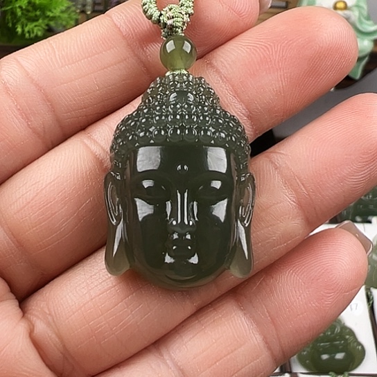 和田玉吊坠(赠链)未镶嵌