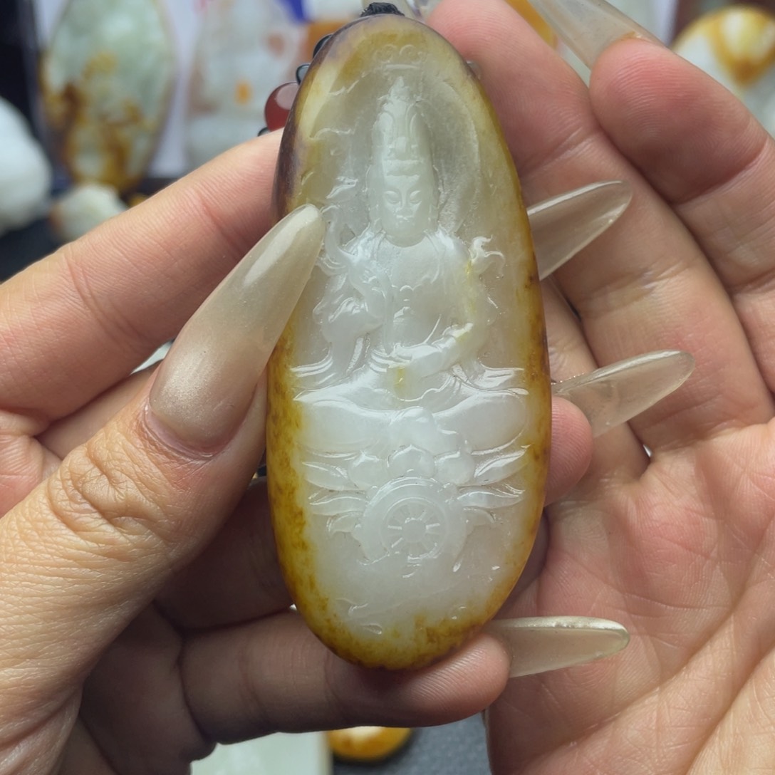 和田玉颈饰未镶嵌