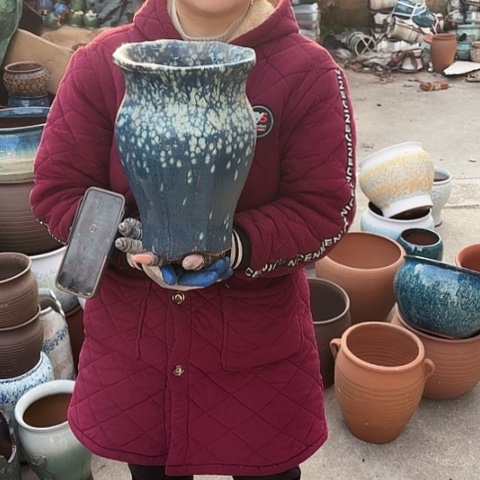 口19高27瑕疵盆子。