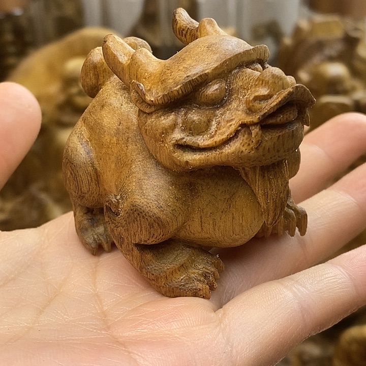 沉香沉香碎屑达拉干貔貅22克