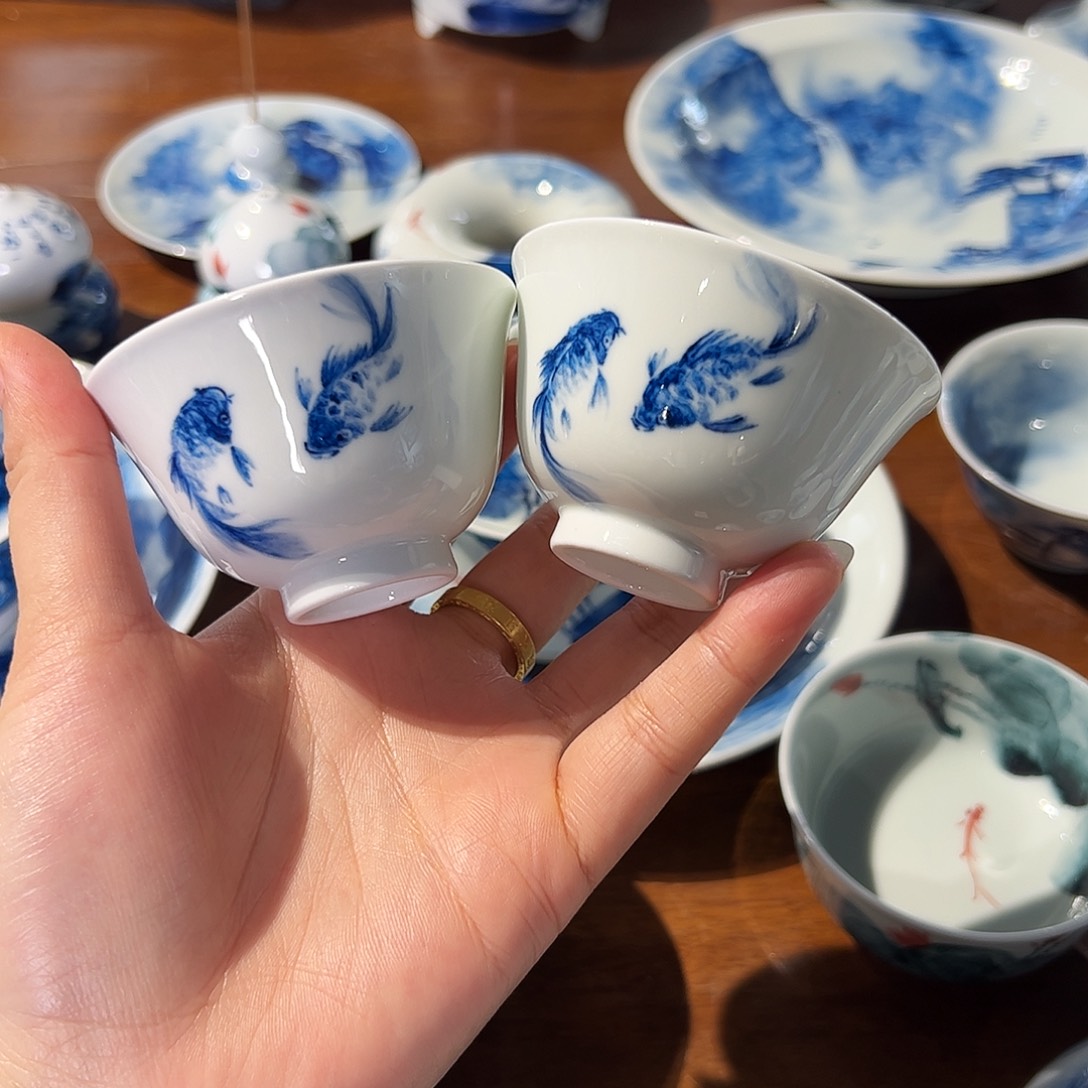 青花手绘主人杯陶瓷