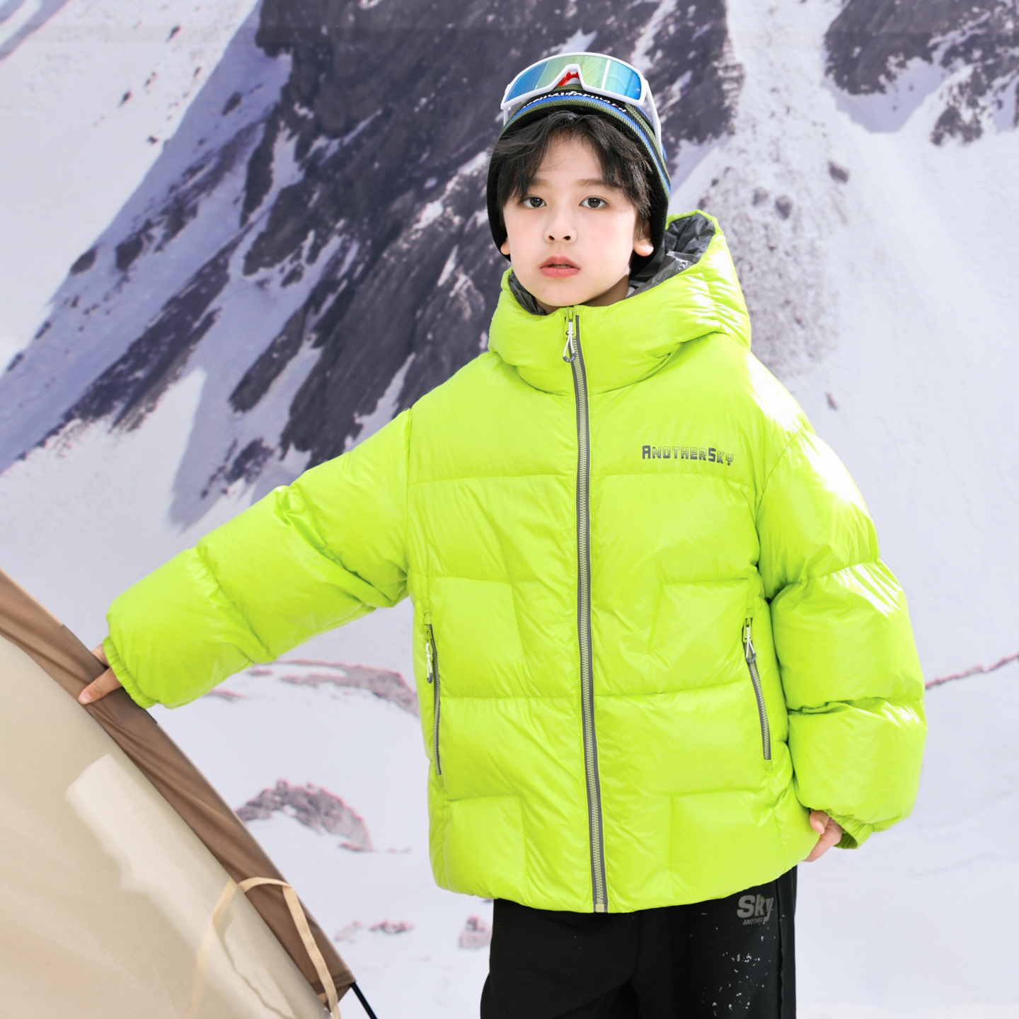 男童冬季多巴胺连帽滑雪面包羽绒服2025新款防风防水极寒外套5899