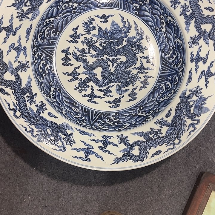 瓷片令**玉一个人的时候就会想很多