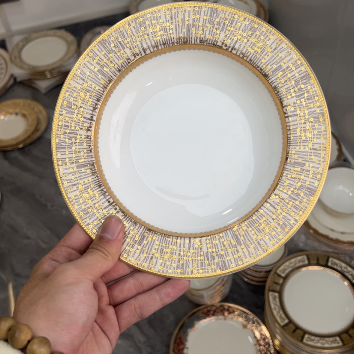 【闪购商品】瓷片8.5寸草帽盘两个一单福利价