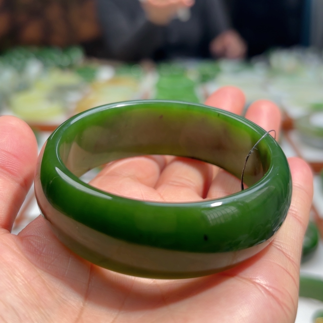 和田玉（碧玉）手镯未镶嵌