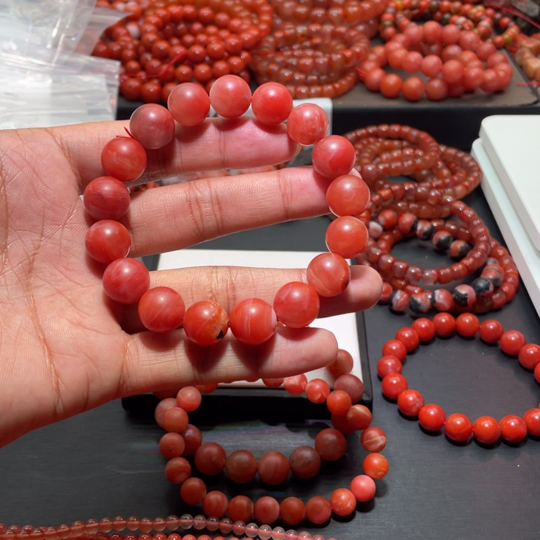 南红玛瑙手链未镶嵌