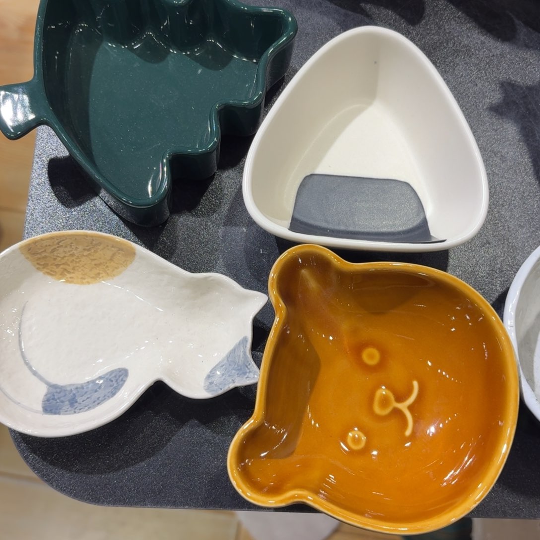 瓷旺****猫四个四个四个四个