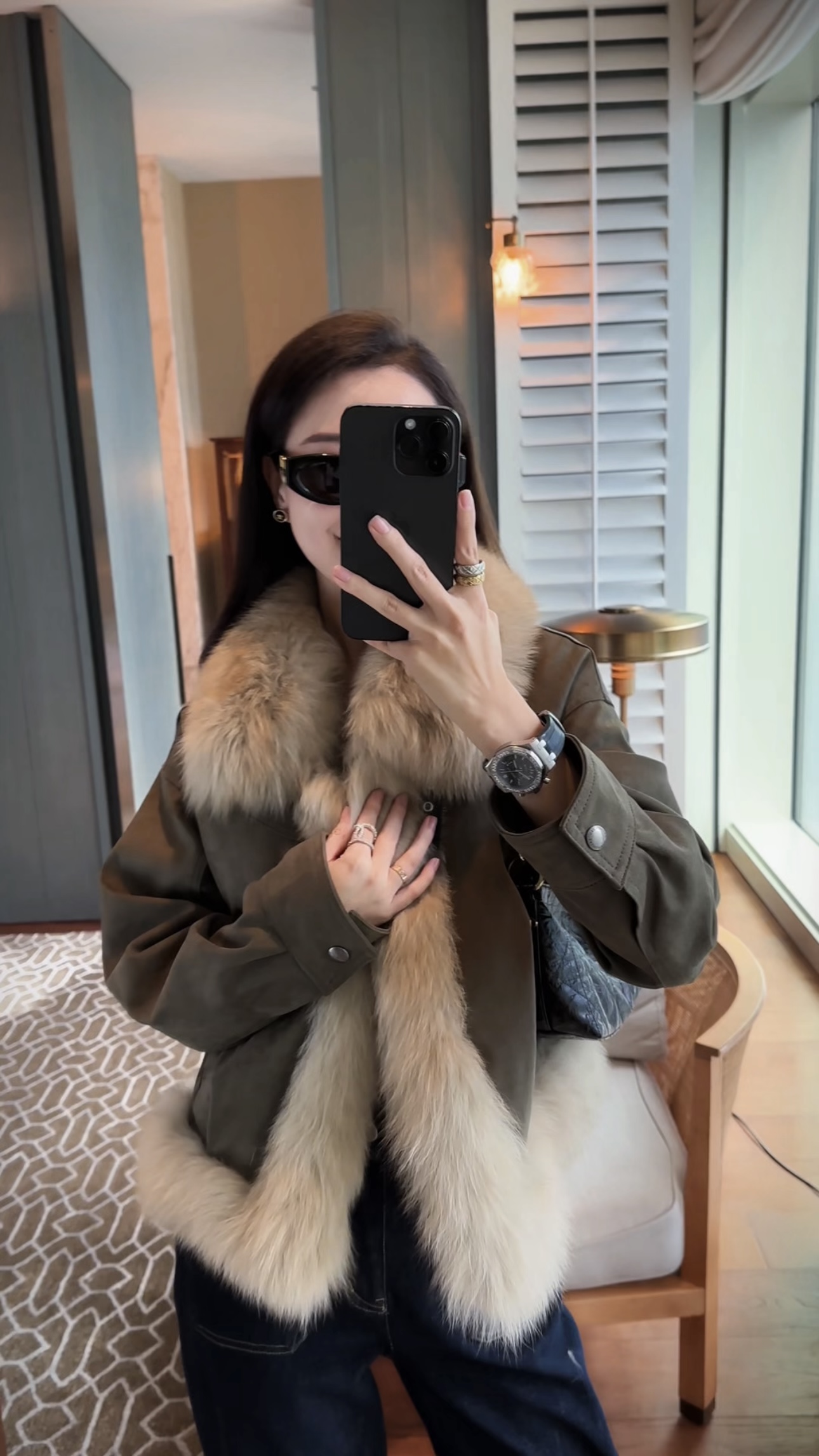 【米卡私服】冬末唱片狐狸毛翻领短外套