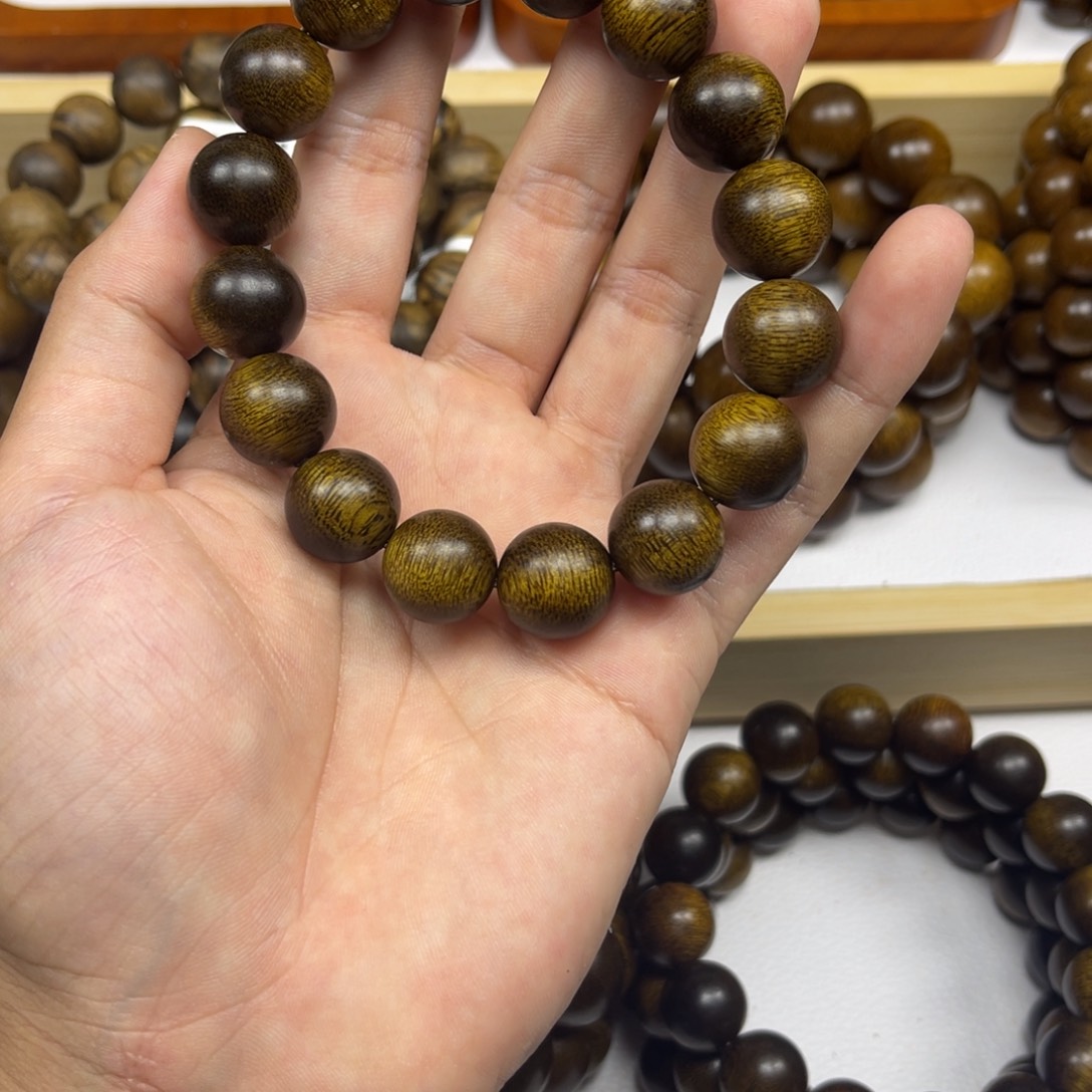 冷***越沉香手串越南芽庄白棋楠1.4