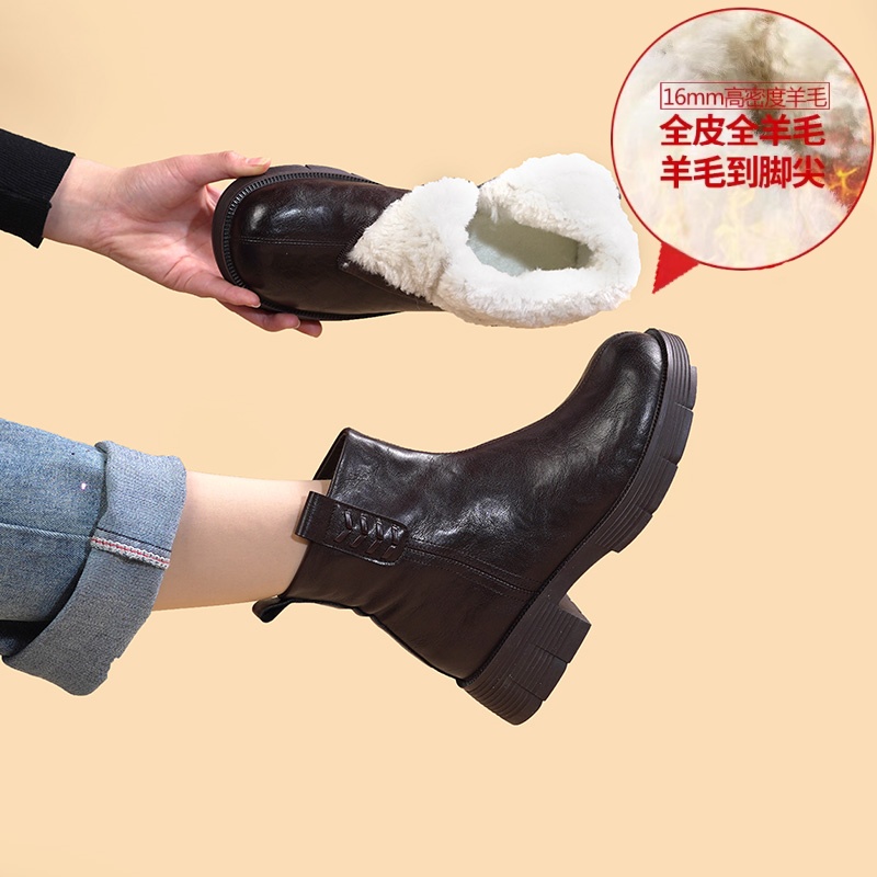 2025冬季新款羊毛靴子女妈妈棉鞋粗跟软底加绒短靴保暖女士雪地靴